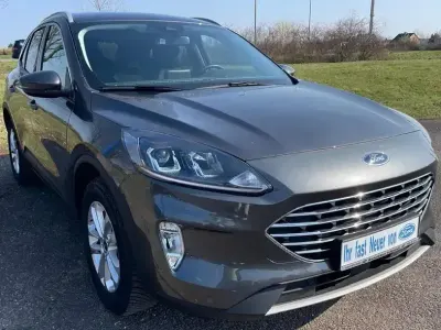 Gebraucht Ford Kuga Titanium 152 PS (111 kW) 2023 Magneticgrau (metallic) (metallic) SUV