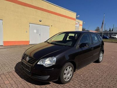 Schwarz Gebraucht 2005 VW Polo Trendline Kleinwagen | 1.700 € (Fairer Preis)