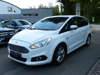 Gebraucht Ford S-MAX Business Edition 179 PS (131 kW) 2016 Weiß Van / Kleinbus