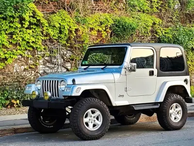 Gebraucht Jeep Wrangler Sahara 177 PS (130 kW) 2005 Silber SUV