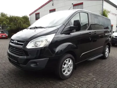 Gebraucht Ford Tourneo Titanium 155 PS (114 kW) 2014 Pantherschwarz metallic Van / Kleinbus