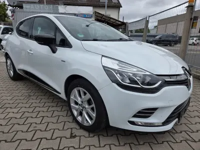 Gebraucht Renault Clio IV LIMITED 90 PS (66 kW) 2018 Weiß Limousine