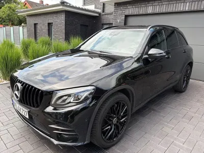 Gebraucht Mercedes GLC250 AMG 211 PS (155 kW) 2018 Schwarz SUV
