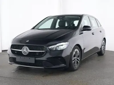 Gebraucht Mercedes B200 Advanced 163 PS (119 kW) 2025 Unilack nachtschwarz Kleinwagen