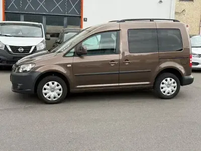Gebraucht VW Caddy 105 PS (77 kW) 2011 Braun Van / Kleinbus