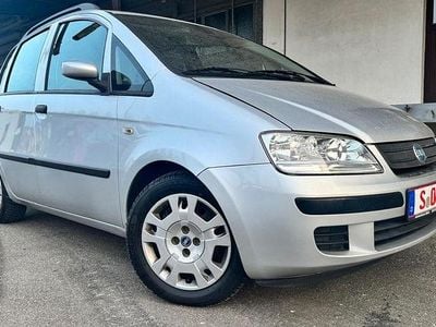 Gebraucht Fiat Idea 95 PS (69 kW) 2007 Silber Van / Kleinbus