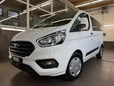 Usata Ford Transit Custom Trend 170 CV (125 kW) 2023 Bianco Monovolume