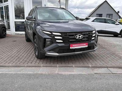 Neu Hyundai Tucson Trend 150 PS (110 kW) 2025 Ecotronic grey SUV