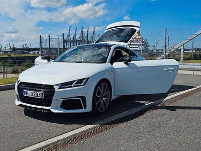 Weiß Gebraucht 2017 Audi TT S-Line Coupé | 25.900 € (Etwas zu teuer)