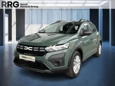 Usata Dacia Sandero Essentiel 101 CV (74 kW) 2024 Verde Berlina
