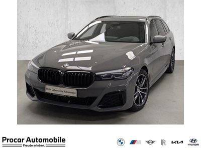 Gebraucht BMW 530 M Sport 286 PS (210 kW) 2021 Grau Kombi