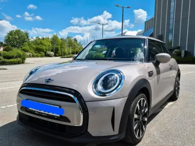 Gebraucht Mini Cooper Classic 136 PS (100 kW) 2023 Grau Kleinwagen