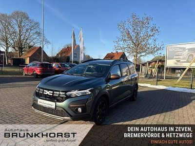 Gebraucht Dacia Jogger Extreme 141 PS (103 kW) 2025 Zedergrün Van / Kleinbus