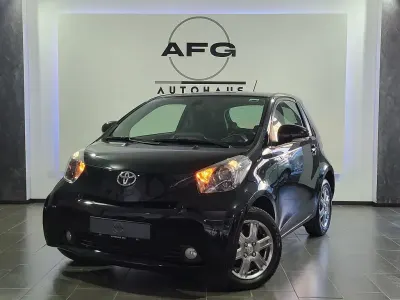Gebraucht Toyota iQ 68 PS (50 kW) 2009 Schwarz Kleinwagen