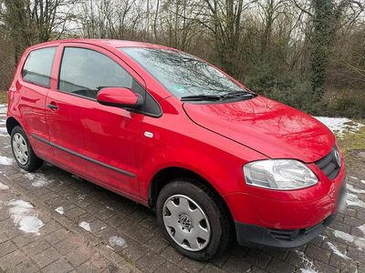 Gebraucht VW Fox 55 PS (40 kW) 2006 Rot Kleinwagen