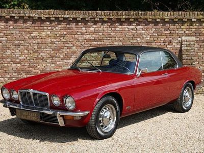 Gebraucht Jaguar XJ6 169 PS (124 kW) 1976 Rot Limousine