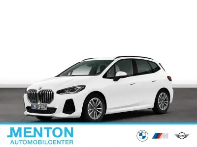 Gebraucht BMW 220 Active Tourer Sport Line 156 PS (114 kW) 2025 Weiß Van / Kleinbus