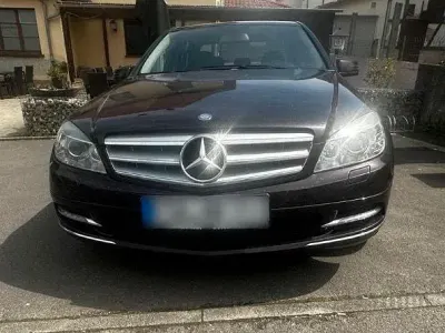 Używany Mercedes C250 204 KM (150 kW) 2010 Andere farben Sedan/Limuzyna