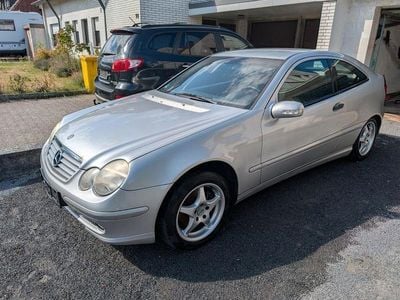 Mercedes 200