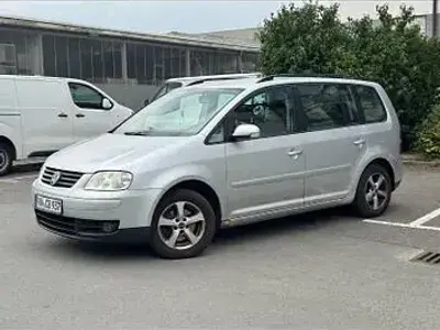 Gebraucht VW Touran Trendline 140 PS (102 kW) 2004 Grau Van / Kleinbus