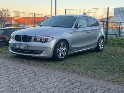 Gebraucht BMW 118 143 PS (105 kW) 2010 Silber Kleinwagen