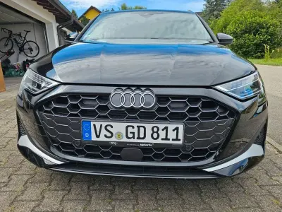 Gebraucht Audi A3 Advanced 150 PS (110 kW) 2025 Schwarz Limousine