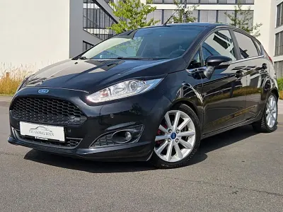 Gebraucht Ford Fiesta Cool & Sound Edition 101 PS (74 kW) 2015 Schwarz Kleinwagen