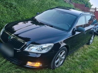 Gebraucht Skoda Octavia 105 PS (77 kW) 2012 Schwarz Kombi
