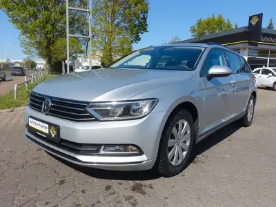 Usata VW Passat Trendline 120 CV (88 kW) 2016 Argento Station wagon