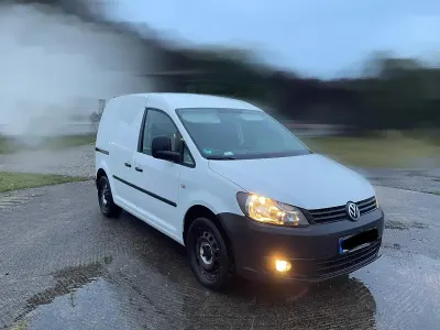 Gebraucht VW Caddy 75 PS (55 kW) 2012 Weiß Van / Kleinbus