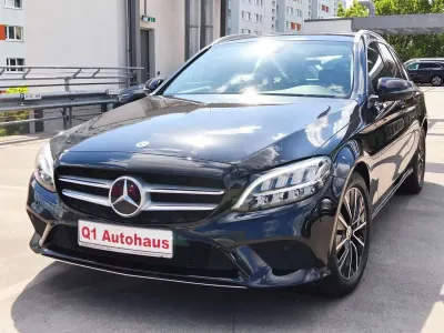 Gebraucht Mercedes C220 Avantgarde 150 PS (110 kW) 2019 Obsidianschwarz  metalliclack Kombi
