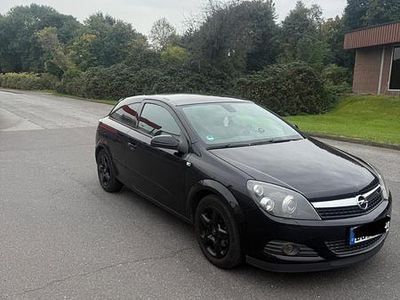 Opel Astra GTC