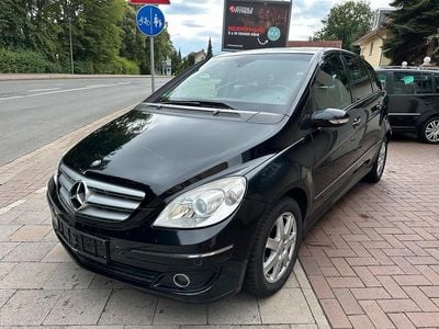 Mercedes B200