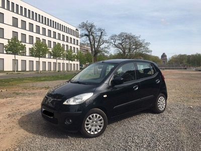 gebraucht Hyundai i10 / 1.1 Automatik / 2. Hand / nur 74.000 km