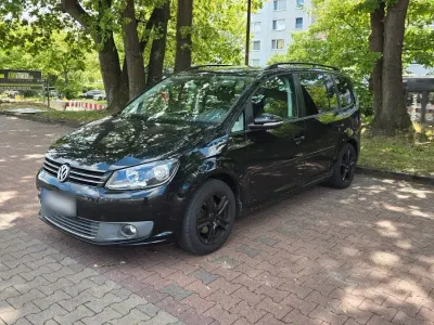 Gebraucht VW Touran 140 PS (102 kW) 2011 Schwarz Van / Kleinbus