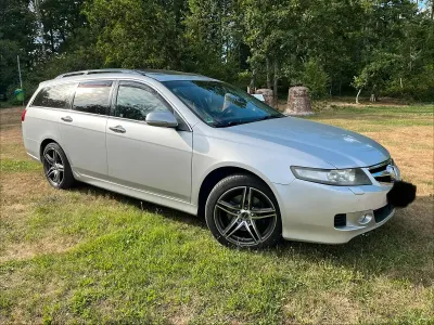 Gebraucht Honda Accord 155 PS (114 kW) 2006 Silber Kombi