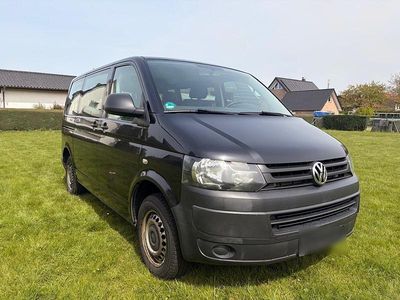 Second-hand VW Transporter 140 CP (102 kW) 2015 Negru Van