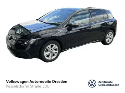 Gebraucht VW Golf VIII Life 131 PS (96 kW) 2020 Schwarz Limousine