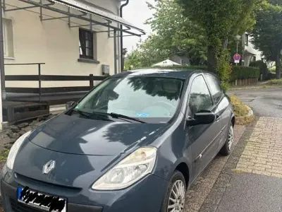 Gebraucht Renault Clio IV 75 PS (55 kW) 2012 Grau Limousine