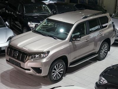 Gebraucht Toyota Land Cruiser Executive 204 PS (150 kW) 2022 Grau SUV