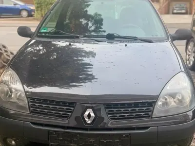 Gebraucht Renault Clio II 75 PS (55 kW) 2003 Schwarz Kleinwagen