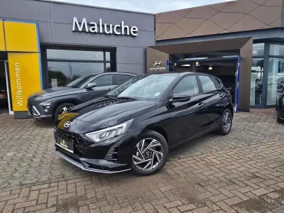 Neu Hyundai i20 Comfort 90 PS (66 kW) 2026 Phantom black / met Kleinwagen