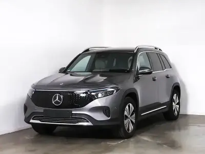 Gebraucht Mercedes EQB300 Advanced 167 kW (228 PS) 2025 Metalliclack mountaingrau SUV