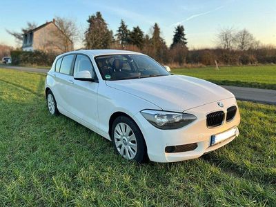 Gebraucht BMW 116 Efficient Dynamics 116 PS (85 kW) 2013 Weiß Kleinwagen