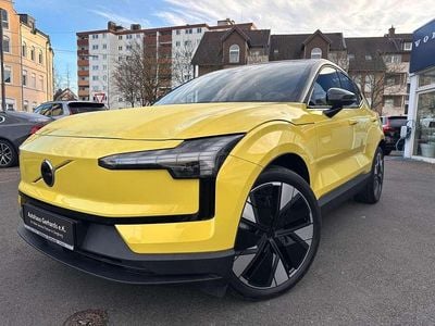 Gelb Gebraucht 2025 Volvo EX30 Performance SUV | 38.888 € (Guter Preis)