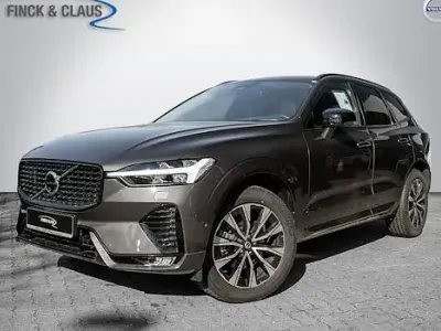Używany Volvo XC60 Plus 250 KM (183 kW) 2025 Szary SUV