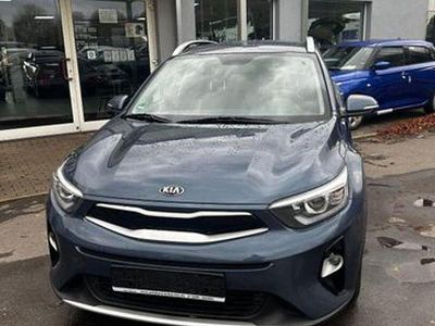 (eu3) denimblau met. (metallic) Gebraucht 2019 Kia Stonic Vision SUV | 12.990 € (Fairer Preis)