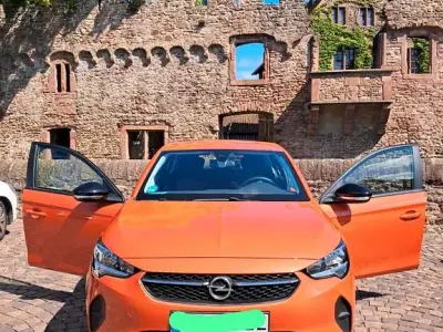 Gebraucht Opel Corsa-e Edition 100 kW (136 PS) 2021 Orange Kleinwagen