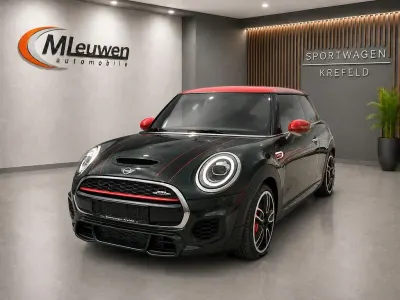 Gebraucht Mini John Cooper Works 231 PS (169 kW) 2020 Grün Kleinwagen