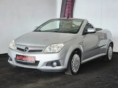 Używany Opel Tigra Edition 90 KM (66 kW) 2009 Srebrny Kabriolet